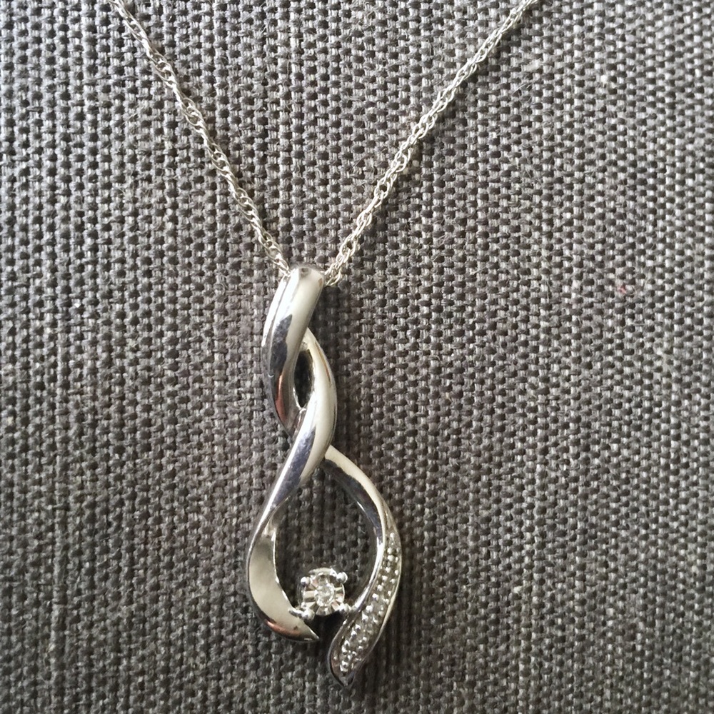 925 Infinity Necklace Diamond Accents